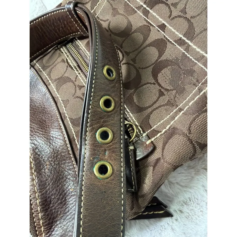 Coach Shoulder Bag - Picture 8 of 11